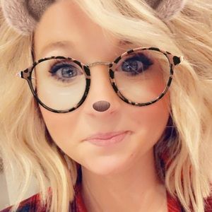 Meet your Posher, Brianna